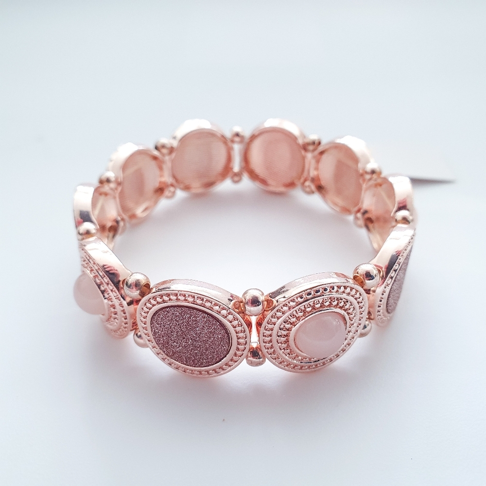 BRAND NEW Rose Gold Bracelet